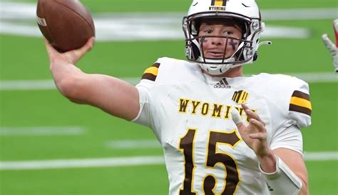 Wyoming QB Levi Williams Enters Transfer Portal | Mountain West Wire