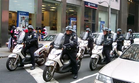 File:NYPD-Motorcycles.jpg - Wikimedia Commons