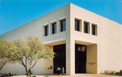 FORT WORTH TX~SOUTHWESTERN BAPTIST THEOLOGICAL SEMINARY~ROBERTS LIBRARY POSTCARD / HipPostcard