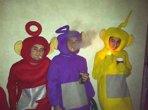 Pin by Alejandra Garcia on otros | Teletubbies, Halloween costumes, Mood pics