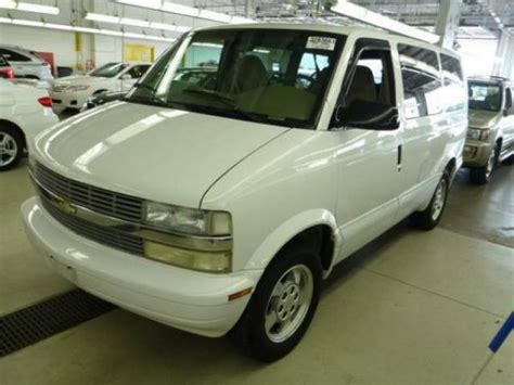 2005 chevy astro awd passenger van in great condition for Sale - $5700 (brooklyn, NYC) New York ...