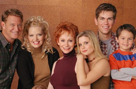 Remember When the Sitcom ‘Reba’ Premiered? - Country Now