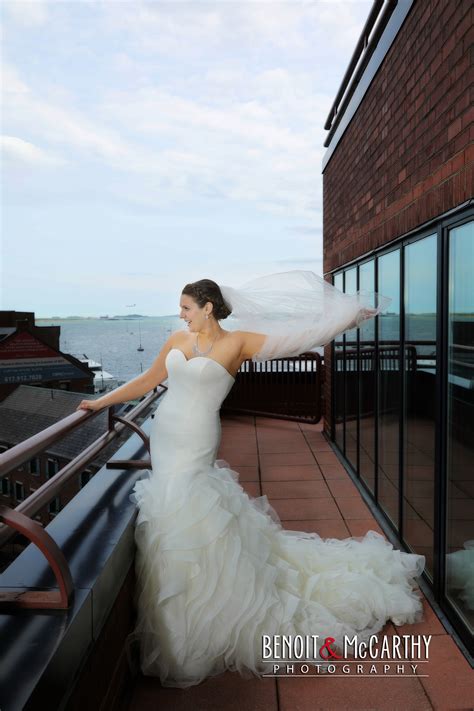 A Wedding at The Boston Marriott Long Wharf – Benoit-McCarthy Photo