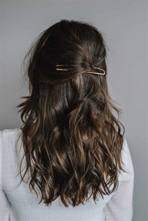 4 Ways To Use A French Hair Pin - an indigo day