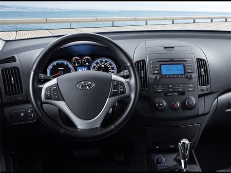 2012 Hyundai Elantra Interior | Wallpaper #27 | 1600x1200