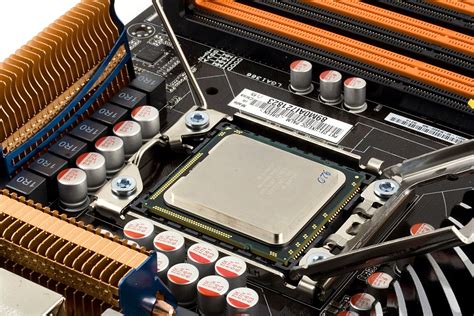 Чипсет Intel X58 под процессоры микроархитектуры Nehalem