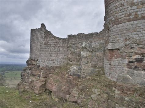 Beeston Castle: Buried Treasure and Beautiful Views - Exploring Castles