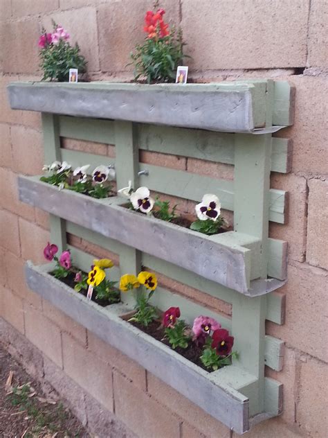 Pallet planter images | diynewprojects