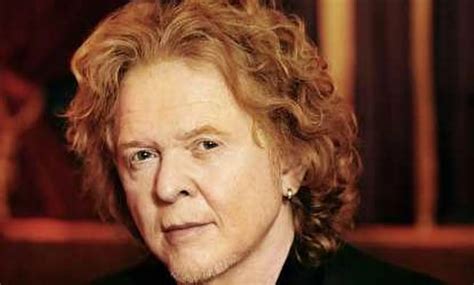 Mick Hucknall: Having a family has helped me see the postives in life - Manchester Evening News