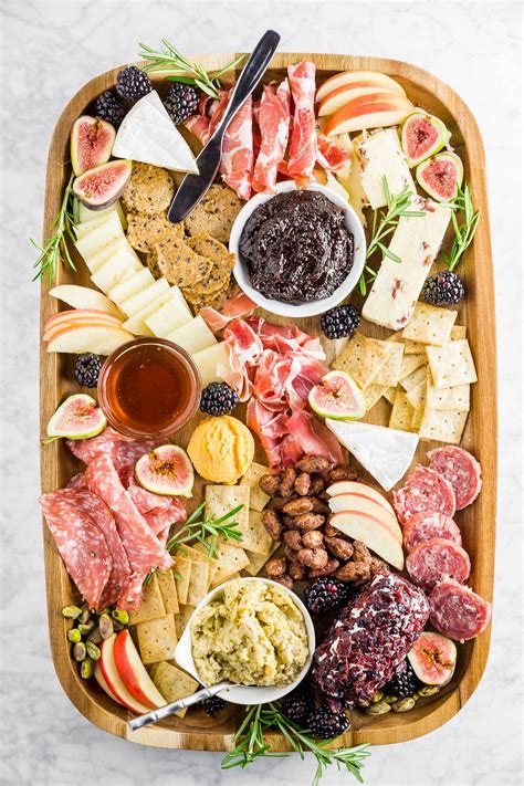 How To Make A Fall Harvest Charcuterie Board - A Dash of Megnut