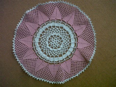 Rajutan Benang Kreasiku: Crochet Lace Taplak Meja Kecil