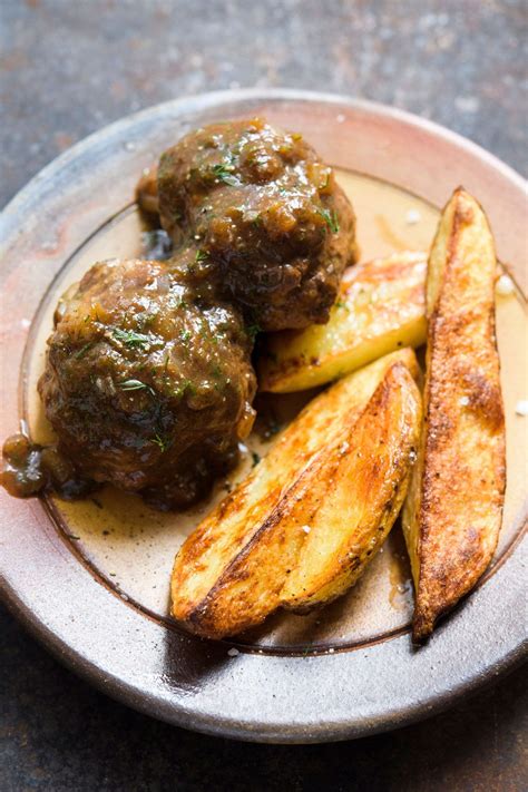 Belgian Meatballs (Boulets à la Liégeoise) | Recipe | Beef recipes, International recipes ...