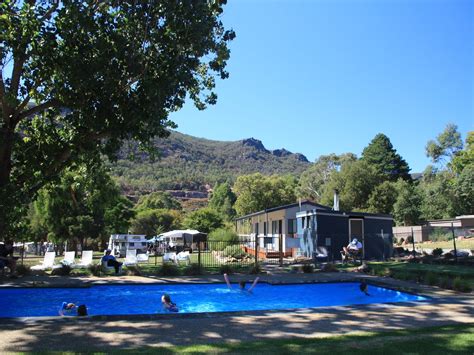 Halls Gap Lakeside Tourist Park, Accommodation, Grampians, Victoria ...