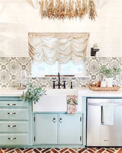 Best tile backsplash for farmhouse kitchen sink - Farmhousehub