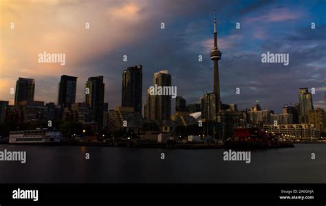 Toronto Skyline at sunset Stock Photo - Alamy