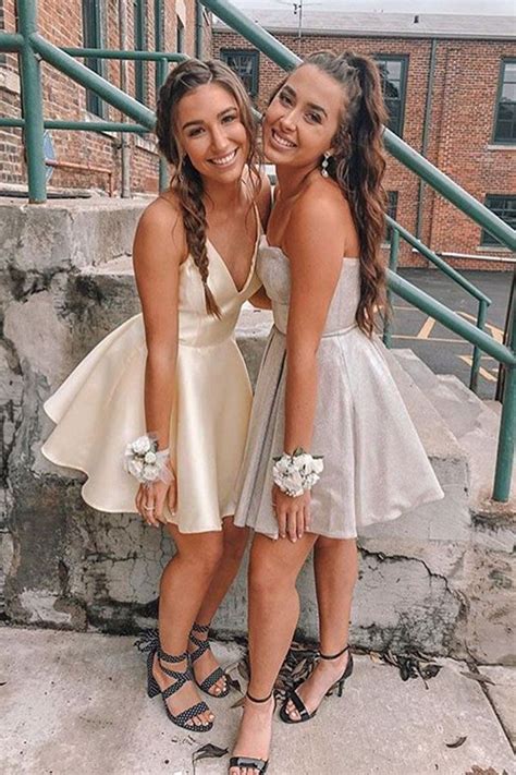 Two cutie besties Hoco Photos, Homecoming Dresses #sevenprom # ...