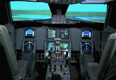 Boeing 737-100 Cockpit Picture