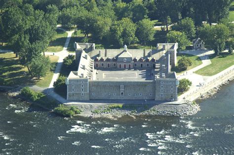 Fort Chambly Landmark in Chambly, QC, Canada - landmark Reviews - Phone ...