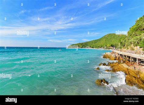 Scenery of Tien Beach on Tropical Island of Koh Larn in Pattaya Stock Photo - Alamy