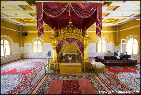 Prayer Room in the Sikh Temple, Phuket | I was led up the el… | Flickr