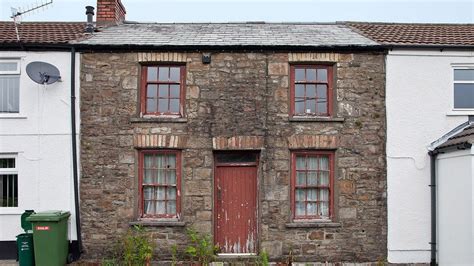 welsh buildings: Original terraced house