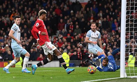 Manchester United vs Bournemouth Predictions and Best Odds