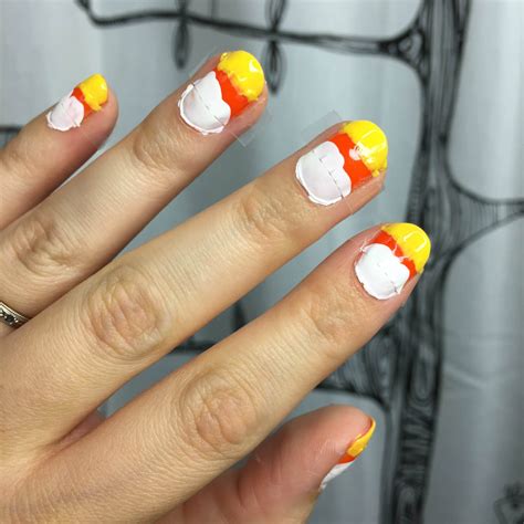 DIY Candy-Corn Nails | PETA