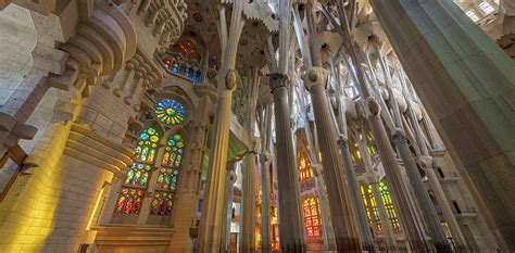 La Sagrada Familia - CulturalHeritageOnline.com