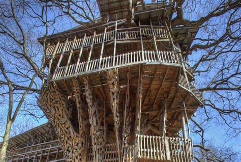 The Largest Treehouse in the World: Remembering the Minister’s Treehouse