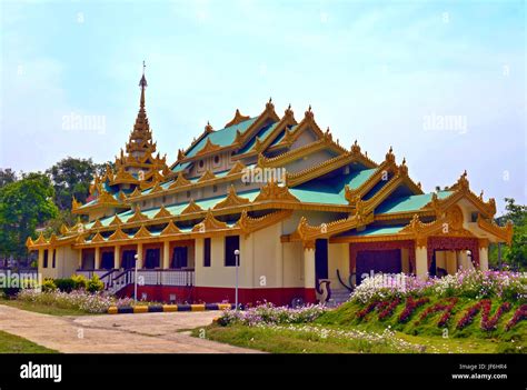 Myanmar Temple in Lumbini, Nepal - birthplace of Buddha Stock Photo - Alamy