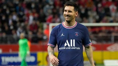 Lionel Messi Makes PSG Debut In Victory At Reims