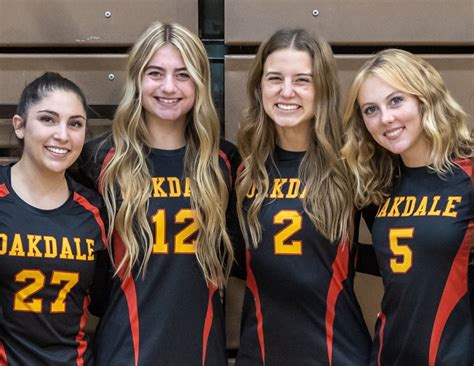 Volleyball Coaches, Players Reflect And Look Ahead - Oakdale Leader