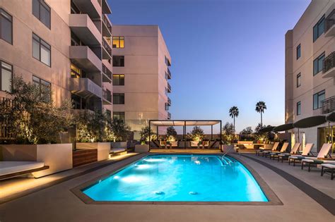 Hollywood California Apartments for Rent | Live at the Avenue