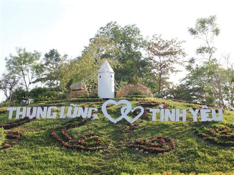 Thung lũng tình yêu | Địa điểm, Tình yêu, Lunge