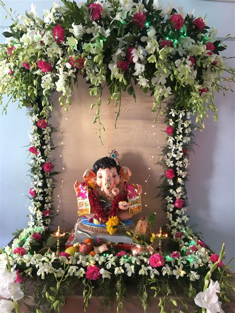 Ganpati at home Flower Decoration For Ganpati, Eco Friendly Ganpati Decoration, Ganpati ...