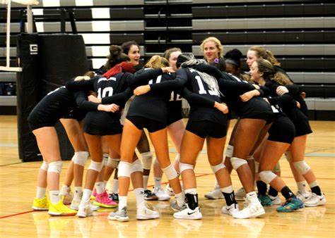 North Volleyball Team Serves Up a Good Year – The Warrior Wire