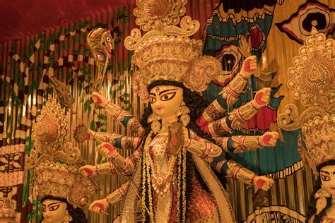 North Kolkata Durga Puja 2018 | Durga Puja Celebration in North Kolkata ...