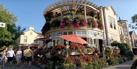 12 Restaurants In Niagara-on-the-Lake With A Scenic View - HopDes