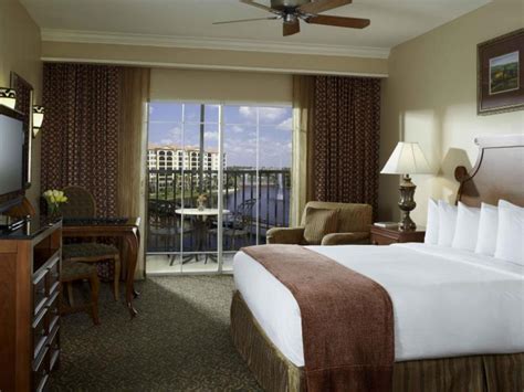 Hilton Grand Vacations at Tuscany Village in Orlando (FL) - Room Deals, Photos & Reviews