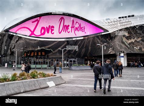 Modern Architecture - The new Birmingham New Street Station Stock Photo ...