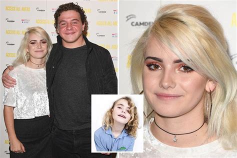 Outnumbered's Karen looks almost unrecognisable after bleaching her hair platinum blonde as she ...