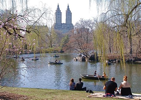 NYC ♥ NYC: Early Spring by the Lake in Central Park | Central park ...