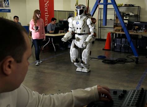 NASA builds Valkyrie robots to get Mars ready for humans | CBC News