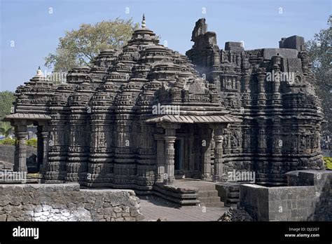 Ambarnath temple hi-res stock photography and images - Alamy