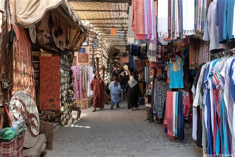 Balade dans la MÉDINA et les SOUKS de MARRAKECH - Blog Voyage Trace Ta Route