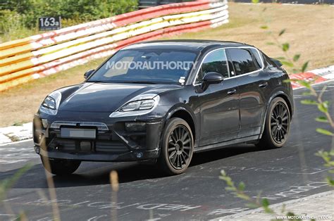 2024 Porsche Macan EV spy photographs and video - Nwn