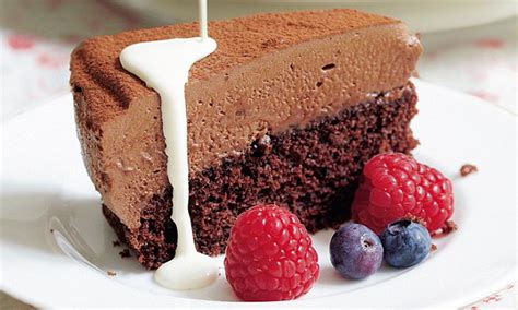 Mary Berry: Celebration chocolate mousse cake | Chocolate mousse cake, Chocolate mousse cake ...