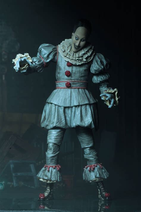 IT 2017 - Ultimate "Dancing Clown" Pennywise Figure by NECA - The Toyark - News