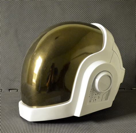 Daft punk replica helmet Grammy edition. / Moguai Props