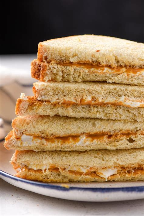 Fluffernutter Sandwich Grilled (recipe + VIDEO) | NeighborFood